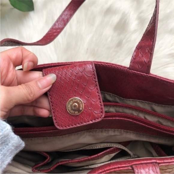 Liz Claiborne Faux Alligator Purse - Picture 2 of 9